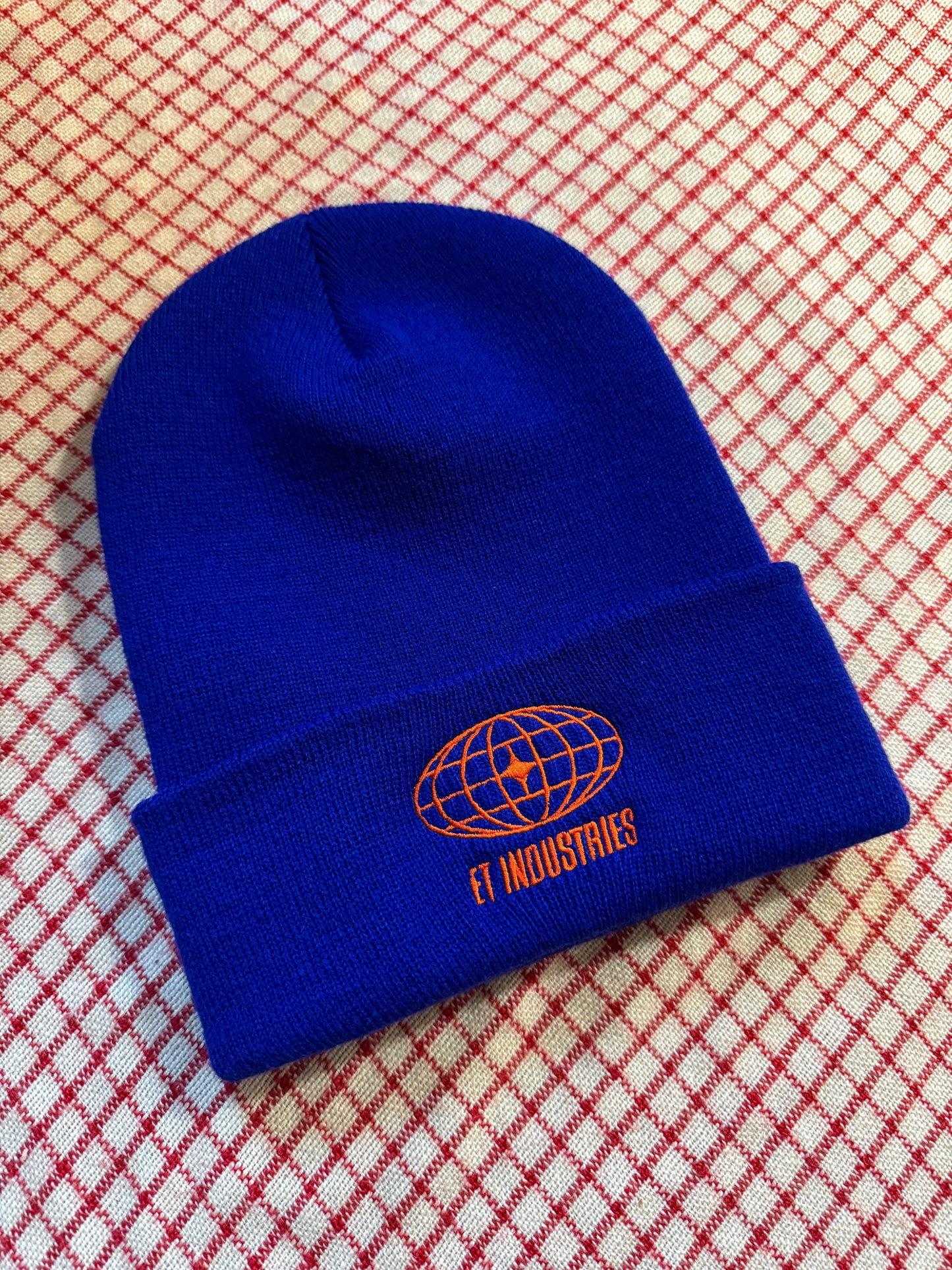 GLOBE BEANIE
